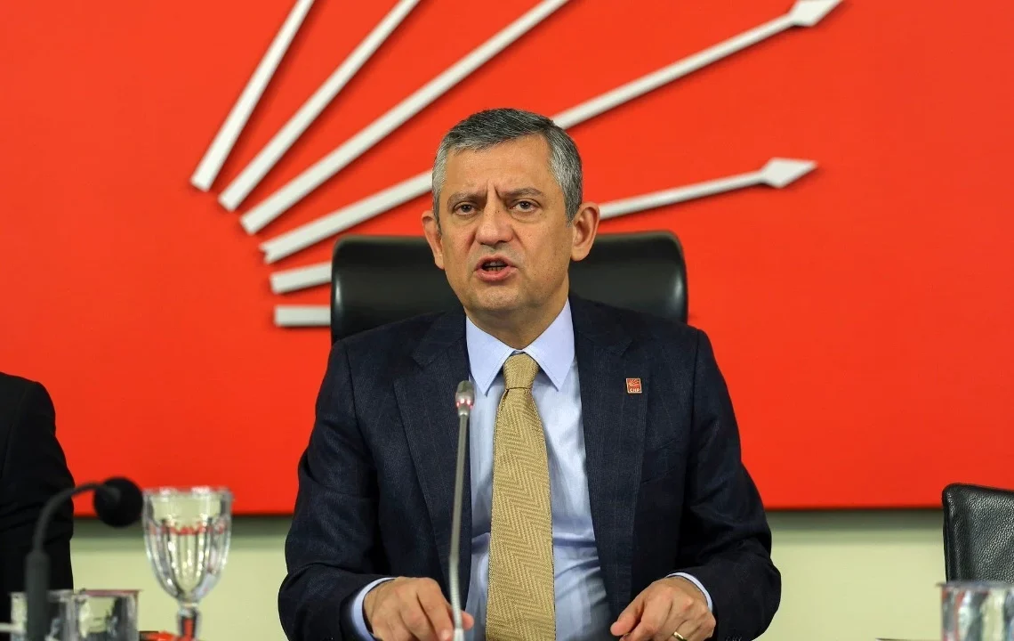 Özgür Özel, CHP il başkanlarına 2026 talimatı verdi