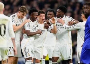 Real Madrid 1 milyar euro barajını aştı! İşte dünyanın en çok gelir elde eden 20 kulübü