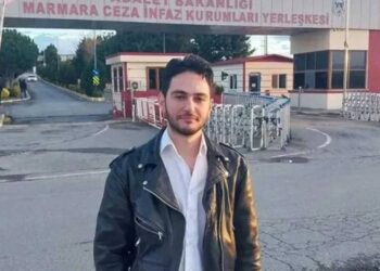 “Yanıltıcı Bilgiyi Yayma” iddiası! gazeteci Furkan Karabay gözaltında