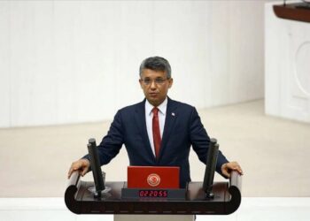 Eski AK Parti Uşak Milletvekili Mehmet Altay tedavi gördüğü hastanede yaşamını yitirdi