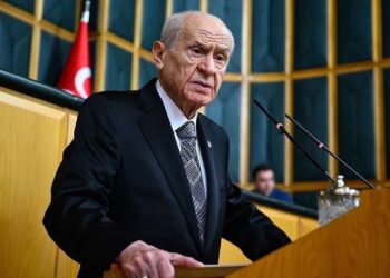 Bahçeli: “Ahmet Özer’e Verilen Ceza Terörsüz Türkiye Gayesiyle Zıtlık Taşıyor”