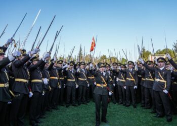 TSK’dan ihraç edilen Teğmen Fatih Kaya’nın Disiplin Cezası İptal