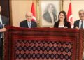 DEM Heyeti Devlet Bahçeli’ye Abdullah Öcalan’ın gönderdiği kilimi hediye etti