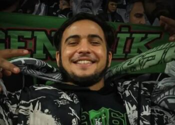Kocaelispor Camiası Yasta! Tribünden Düşen Taraftar Kurtarılamadı