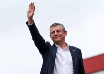 Özgür Özel’den Niğde’de Cumhurbaşkanı Erdoğan’a Erken Seçim Resti
