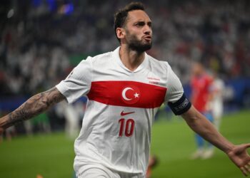 Galatasaray Hakan Çalhanoğlu’ndan Vazgeçmiyor