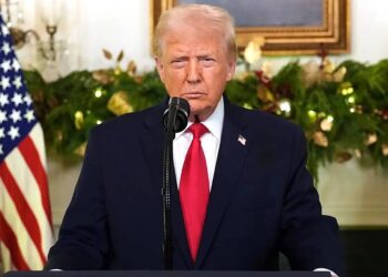 Trump’tan İran İçin “İkinci Uçak Gemisi” Mesajı! “Çok Büyük Bir Güç”