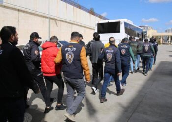 Yasa dışı bahis operasyonu! Milyarlarca Lira Kara Para El Değiştirmiş