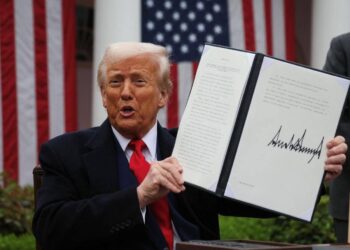 Yüksek Mahkeme Trump’ın Vergi Tarifelerini Geçersiz Buldu