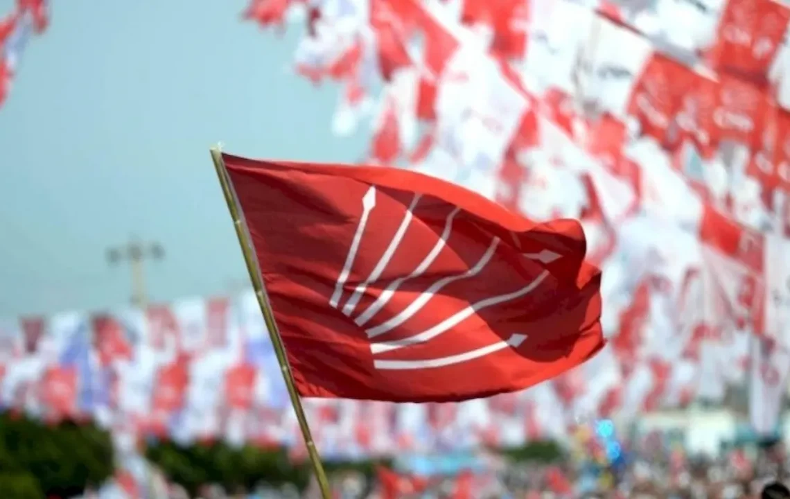 CHP’de Kurultay Hareketliliği: 833 Delegenin İmzası Genel Merkeze Teslim Edildi
