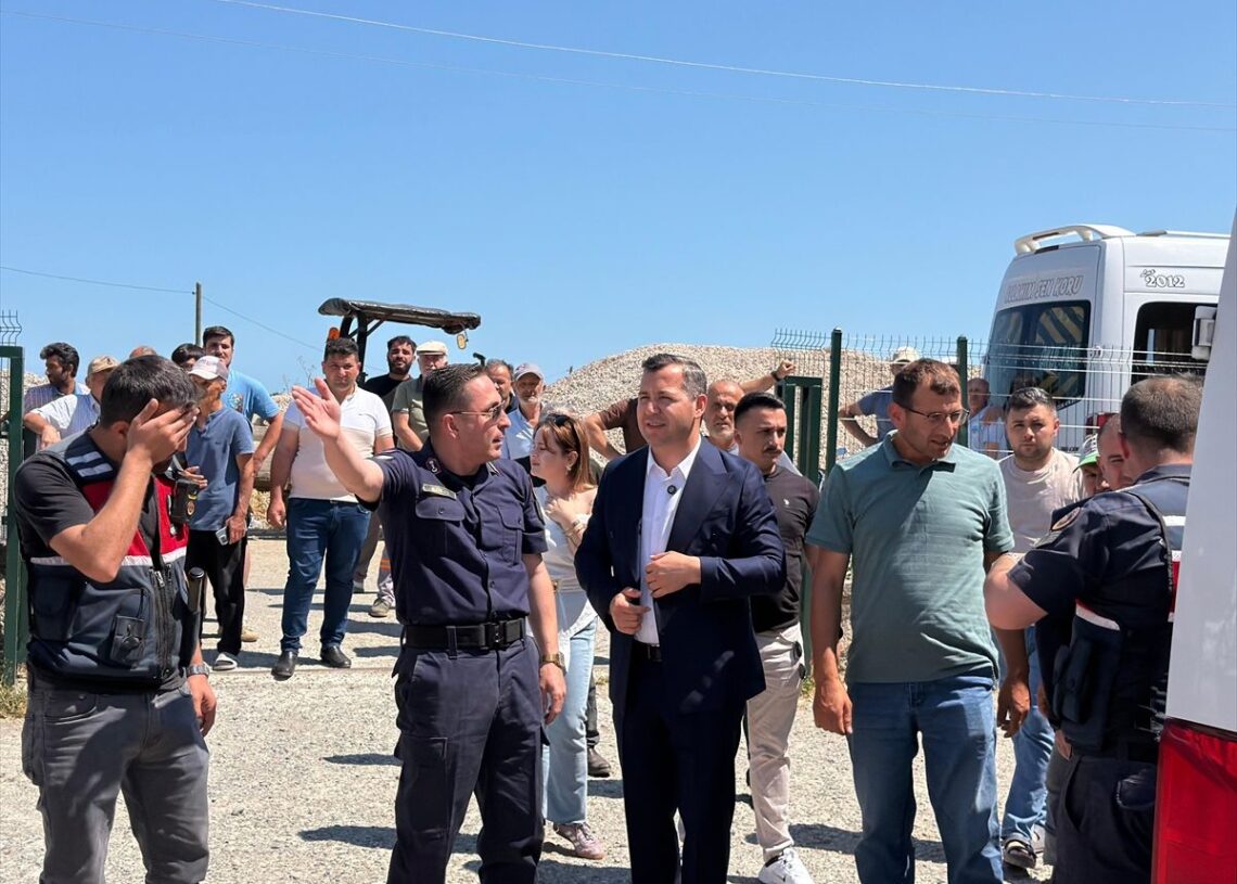 Samsun’da Traktör Kazasında Yaralanan Sürücü Ambulans Helikopterle Hastaneye Sevk Edildi
