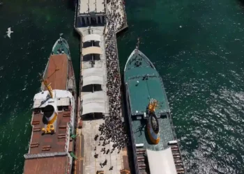 Büyükada’da Hafta Sonu Yoğunluğu Yaşanıyor