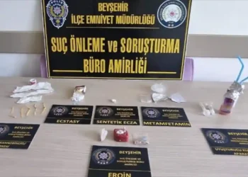 Konya’da uyuşturucu operasyonunda yakalanan 2 zanlı tutuklandı